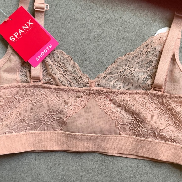 Spanx Spotlight on Lace Bralette XS 10124R in Vintage Rose Limited edition NWT - Picture 14 of 16